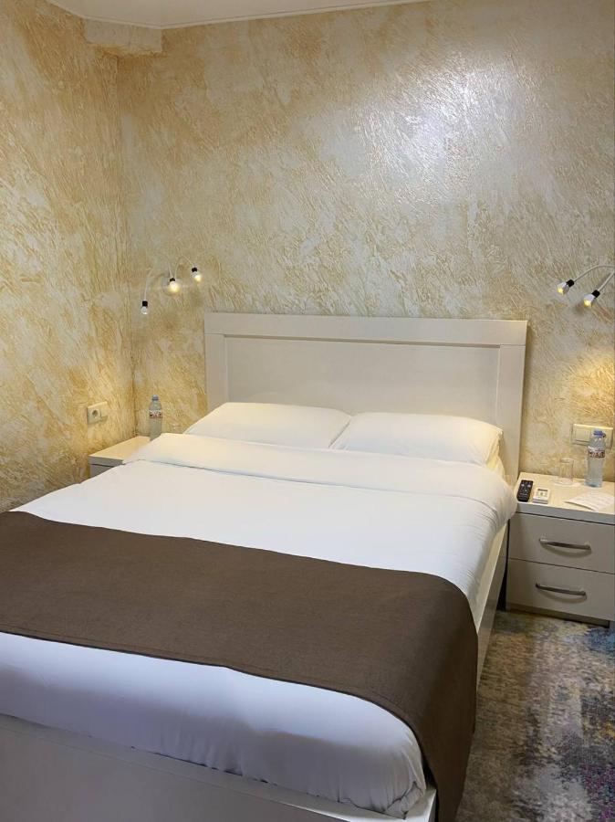Hotel Sonata Batumi Luaran gambar