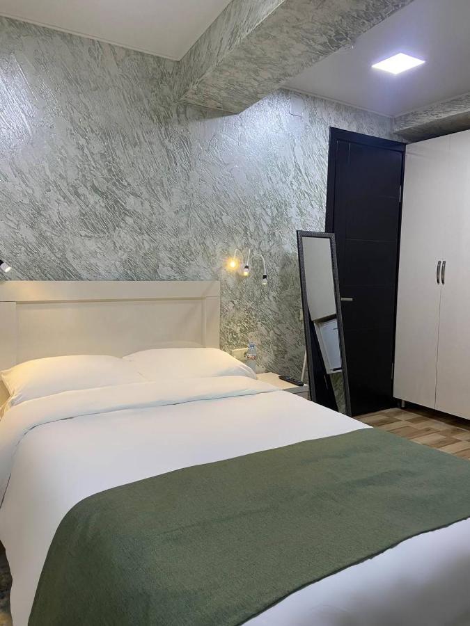 Hotel Sonata Batumi Luaran gambar