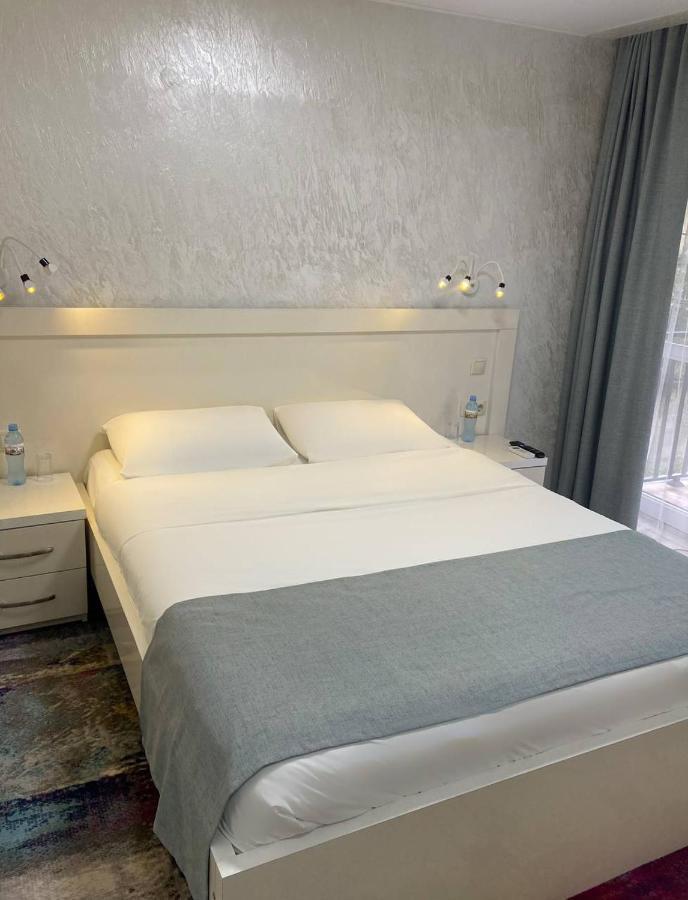 Hotel Sonata Batumi Luaran gambar