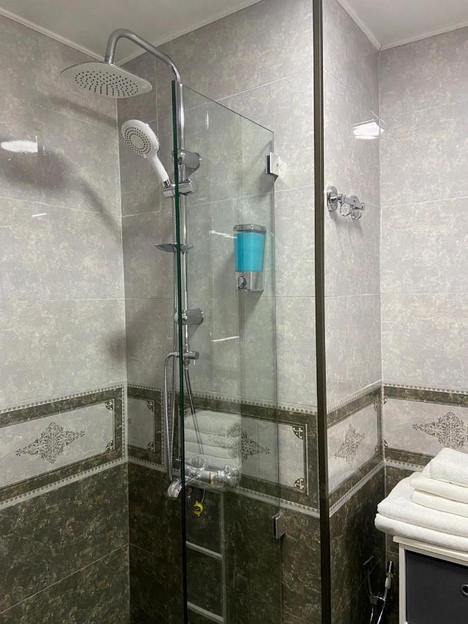 Hotel Sonata Batumi Luaran gambar