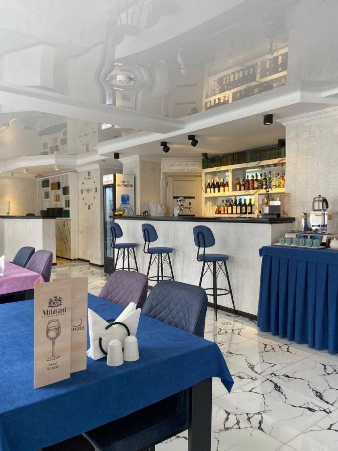 Hotel Sonata Batumi Luaran gambar